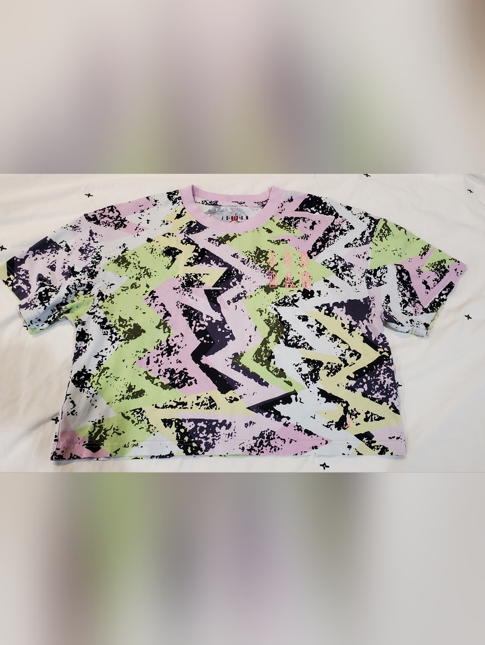 Jordan Crop Top Pastel Pink & Mint Abstract Graphic Tee Small Petite